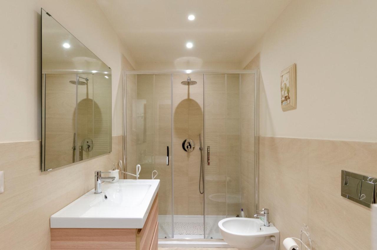 Mazzini 43 Apartment 85 Mq 2B/1B & Parking Rapallo Exterior foto